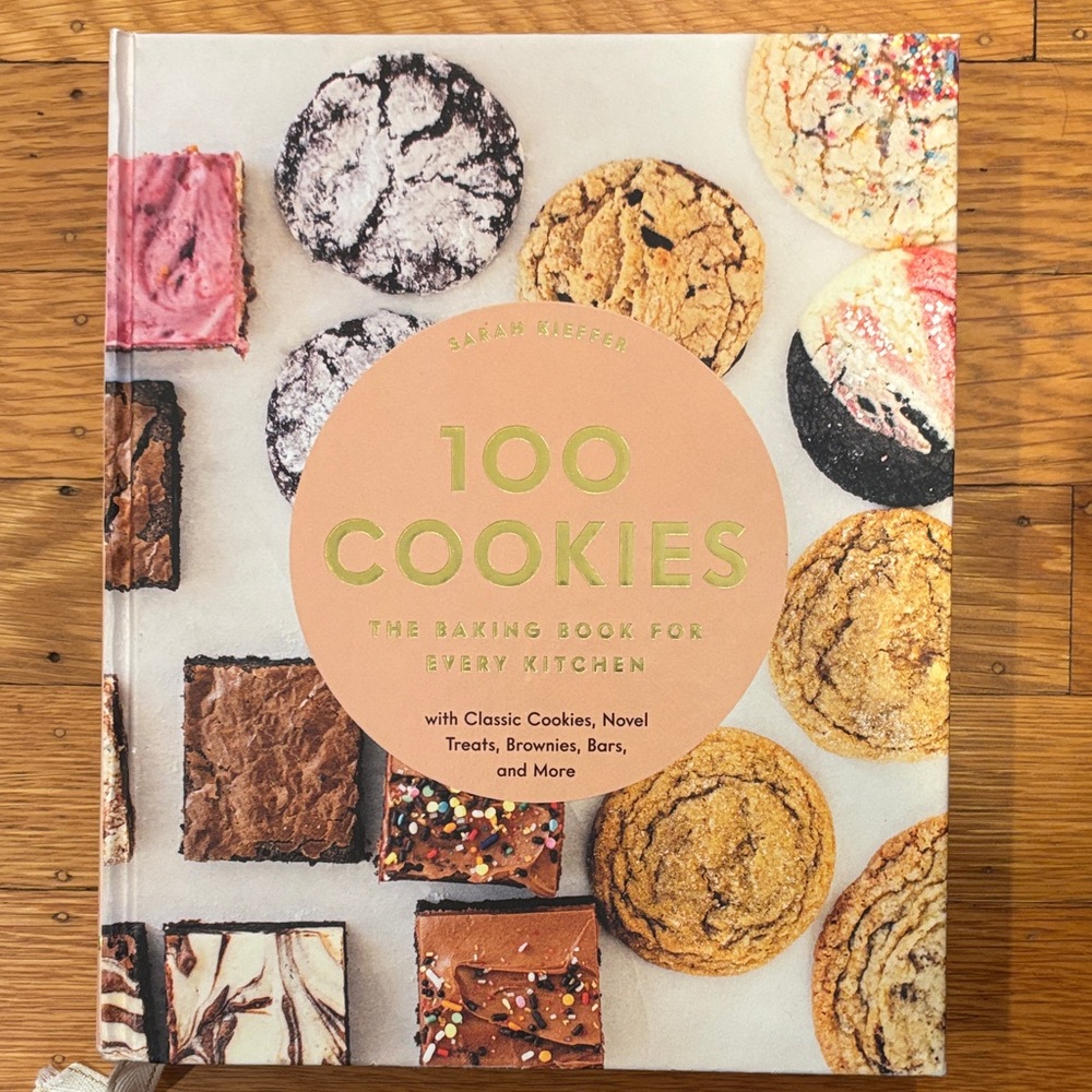 100 Cookies Baking Book